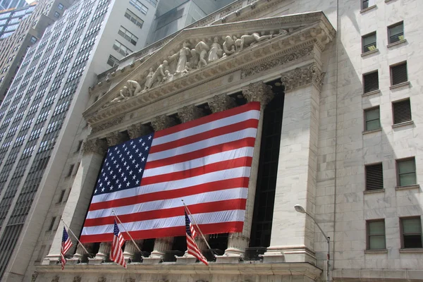 Wall Street Fotos de stock libres de derechos