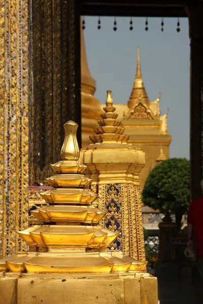 Detalj av grand palace templet i bangkok — Stockfoto