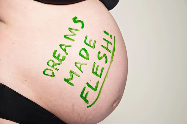 Powiększenie brzucha w ciąży — Zdjęcie stockowe