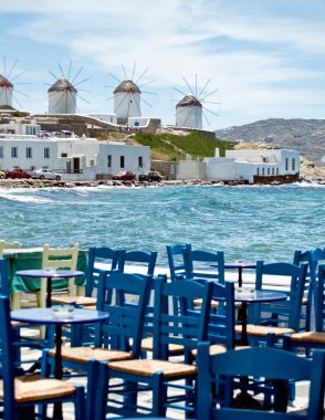 Dining in mykonos clipart