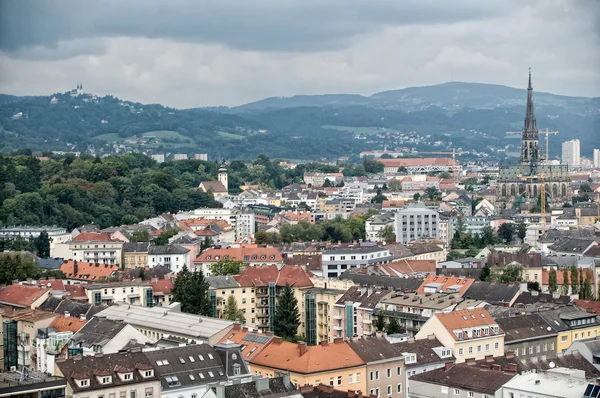 リンツ アッパー オーストリアの首都の高角度のビュー — ストック写真