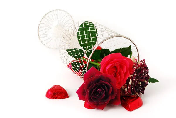 Valentine Day Bouquet Three Different Red Tint Roses Mesh Vase — Stock Photo, Image