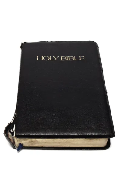 Старий Зношений Добре Прочитаний Біблію Білому Фоні — стокове фото