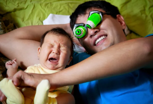 stock image Father scares his daughter