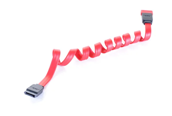 Rode sata-kabel twisted in voorjaar isolatie op wit — Stockfoto