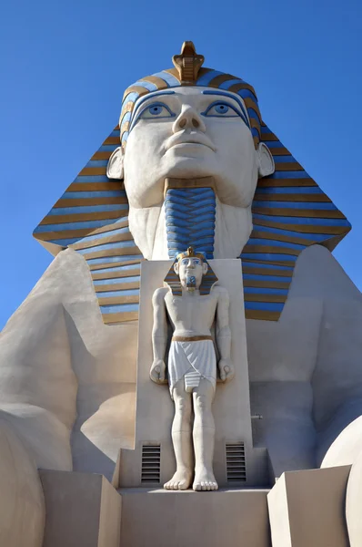 Sphinx Statue Luxushotel — Stockfoto