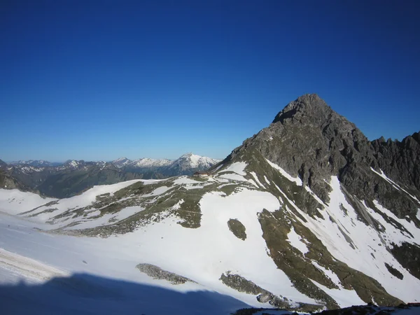 Катание Лыжах Баварских Альпах Деревне Оберстдорф — стоковое фото