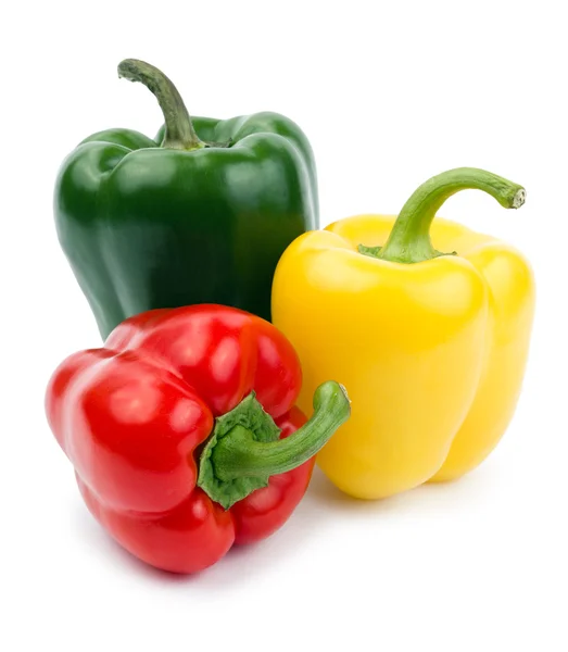 Färgade paprika (peppar) isolerad på en vit bakgrund — Stockfoto