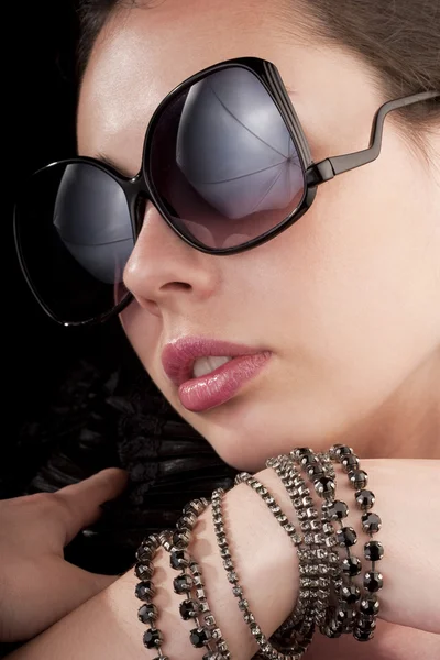 Menina Óculos Posando Para Câmera — Fotografia de Stock
