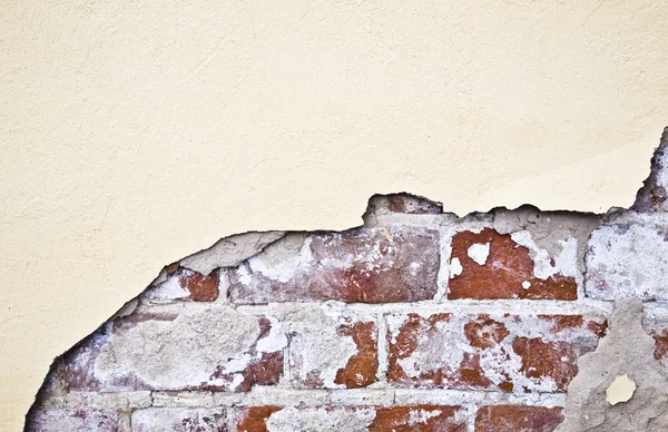 古いスタイルのブロッケン レンガの壁 — ストック写真