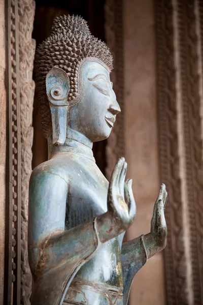 Статуя Будды Wat Phra Keo Altar Emerald Buddha Вьентьян Лаос — стоковое фото