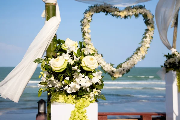 Decoratie van huwelijksceremonie. — Stockfoto