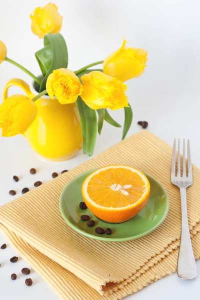多汁的橙子的早餐 — 图库照片