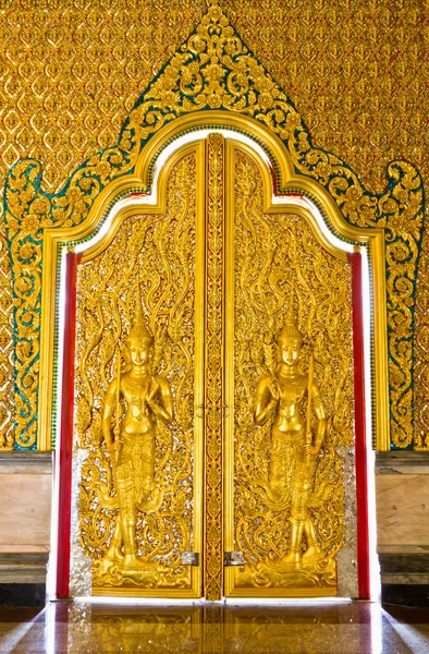 Puerta Dorada Templo Tailandia —  Fotos de Stock