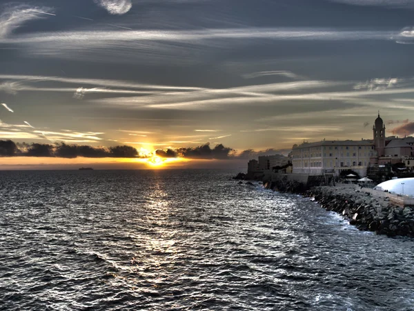 Vue de la marinaof Genova Nervi au coucher du soleil — Photo