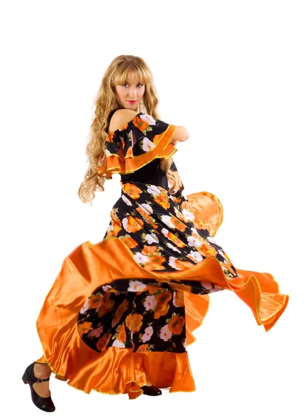 Dojrzała blond kobieta taniec w kostium Cyganka — Zdjęcie stockowe