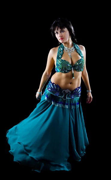 Vrouw Blauwe Jurk Dansen Donker — Stockfoto