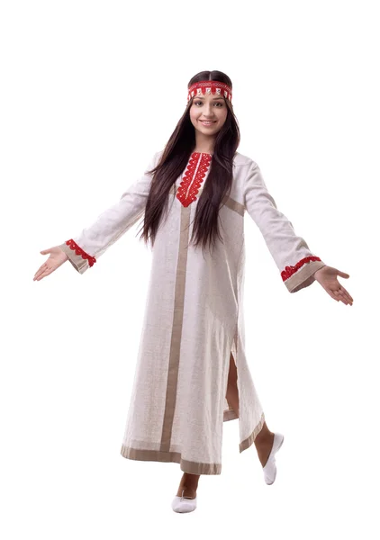 Młoda dziewczyna w tanecznej pozie i uśmiech - lniane tkaniny — Zdjęcie stockowe