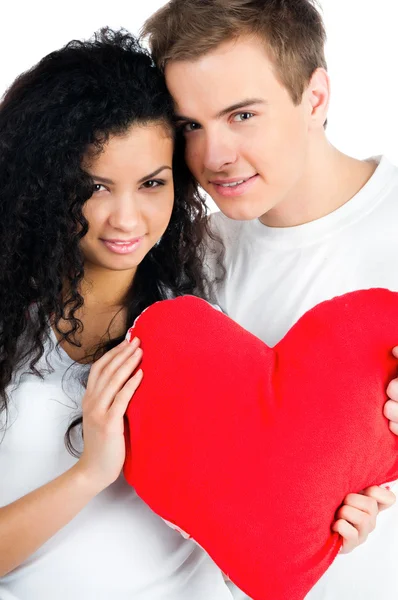 Para trzymając czerwone serce — Zdjęcie stockowe