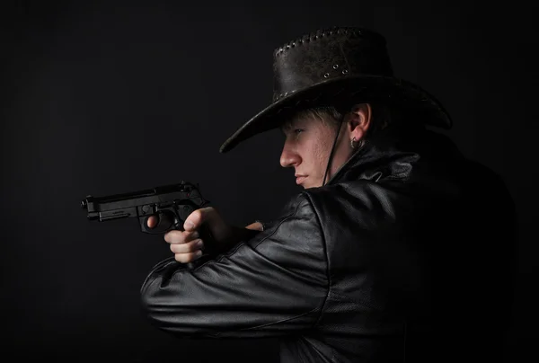 Homme Whith Pistolet Sur Fond Noir — Photo