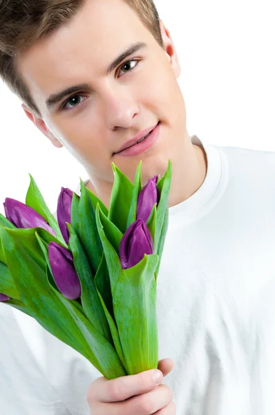 Mann mit einem Strauß Tulpen — Stockfoto