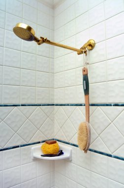 temiz yeni duş odası