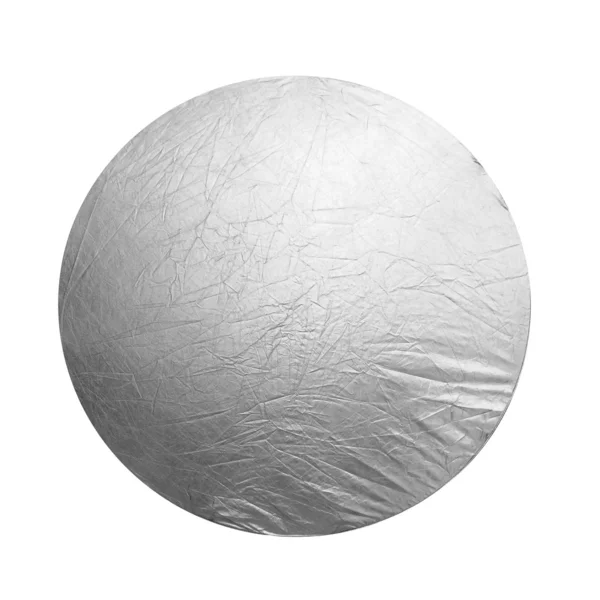 纯白色背景上孤立的圆形银反射器 它还看起来像圆球状 球面或气球 — 图库照片