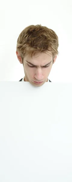 Jovem Empresário Segurando Sinal Papelão Branco Com Copyspace Acima Abaixo — Fotografia de Stock