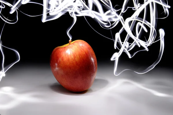 Apple with Long Exposure Light Painting — Stock Photo, Image