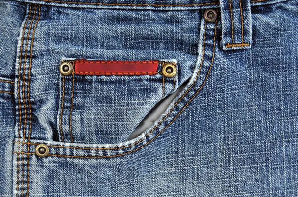 Açık Mavi Kot Pantolon Cebinde Bir Özetini Kapatmak — Stok fotoğraf