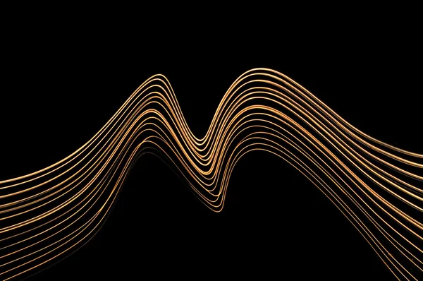 Wellenförmige Abstrakte Glühende Linien Isoliert Auf Schwarzem Hintergrund — Stockfoto