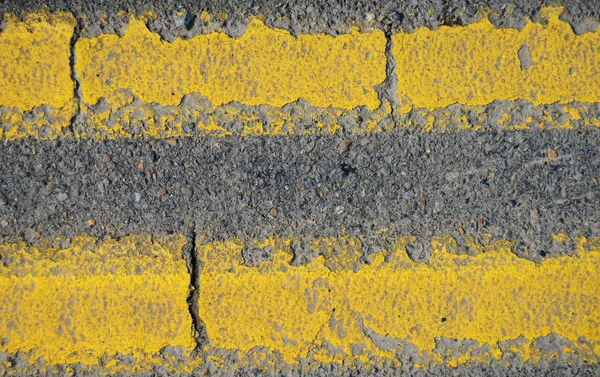 Podwójna linia żółta — Zdjęcie stockowe