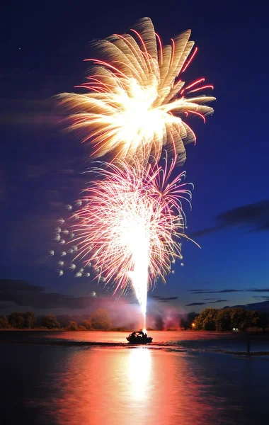 Fireworks Launching Boat Floating River Sky — Stock Photo, Image