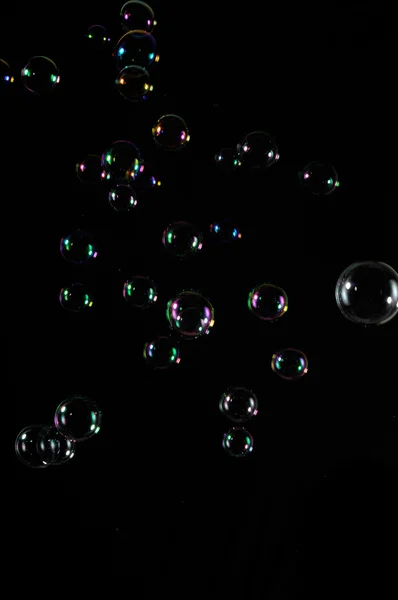 Montón Burbujas Cuidadosamente Aisladas Sobre Fondo Negro — Foto de Stock
