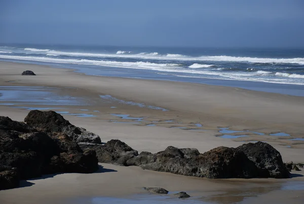 Strand mit felsen Oregon — Stok fotoğraf