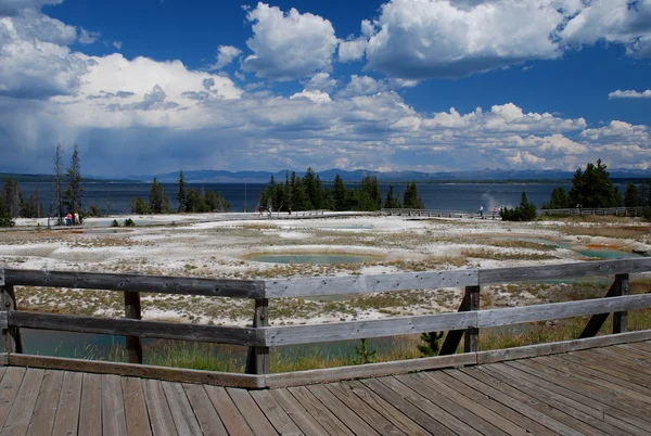 Im Geysir Yellowstone Np - Вайомінг — стокове фото