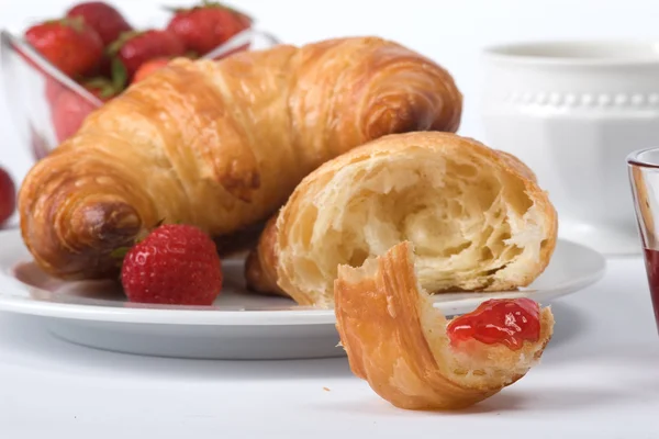 stock image Erdbeeren mit Croissant