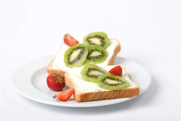 Toast Mit Kiwi Und Erdbeeren — Stock Photo, Image