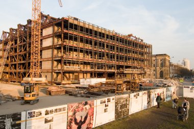 Palast der Republik im Abbruch