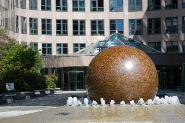 Sphere fontän — Stockfoto