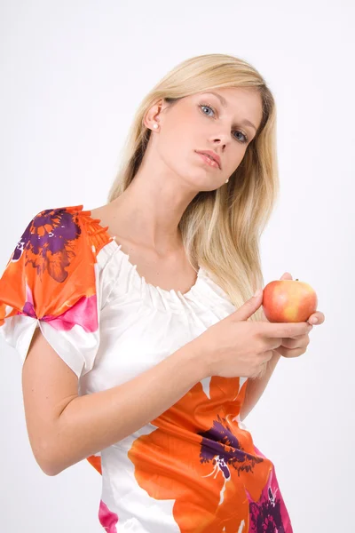 Junge Frau Mit Einem Apfel Mano Der — Foto de Stock