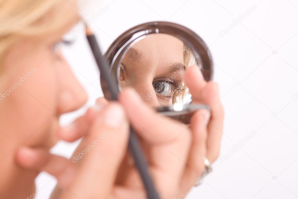 Auge im Spiegel