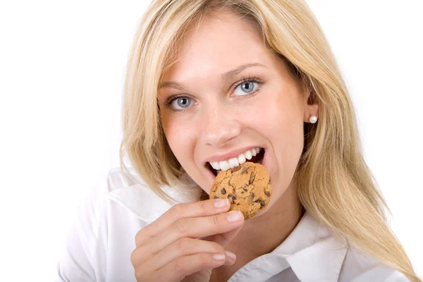Junge Frau Isst Einen Keks — Photo