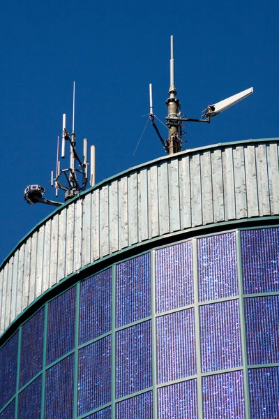 Turmdetail mit Solarzellen — Stock Photo, Image