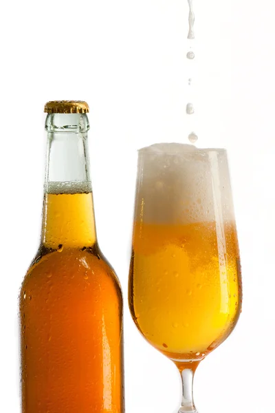 Bier tropft — Stock Photo, Image