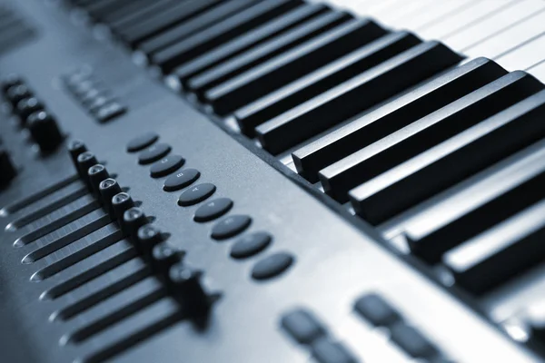 Pianino cyfrowe — Zdjęcie stockowe
