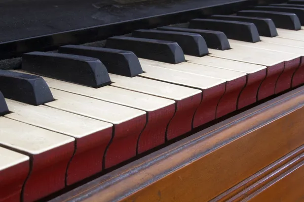 Close Old Harmonium Keyboard Wooden Keys — Stock Photo, Image