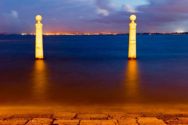 viewpoin Lizbon sütunları wharf