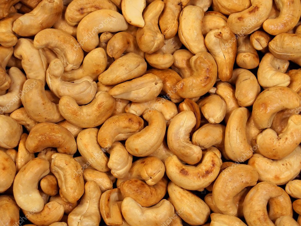 Fried Cashews — Stock Photo © Iluvatar #4658366