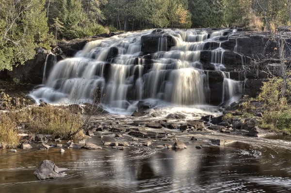 Північного Мічигану вгору водоспади Бонда водоспад — стокове фото